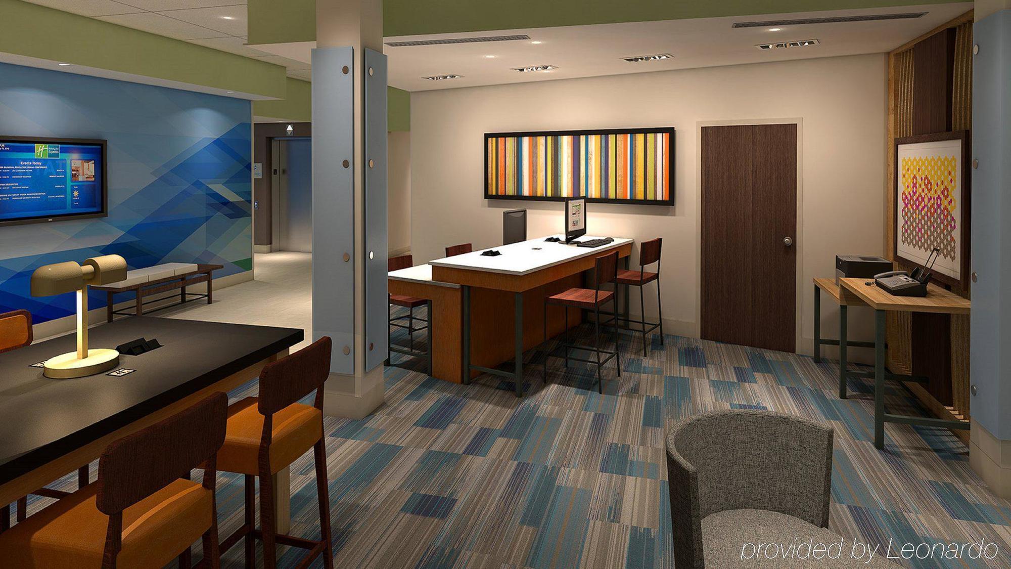 Express & Raymondville, An Ihg Hotel